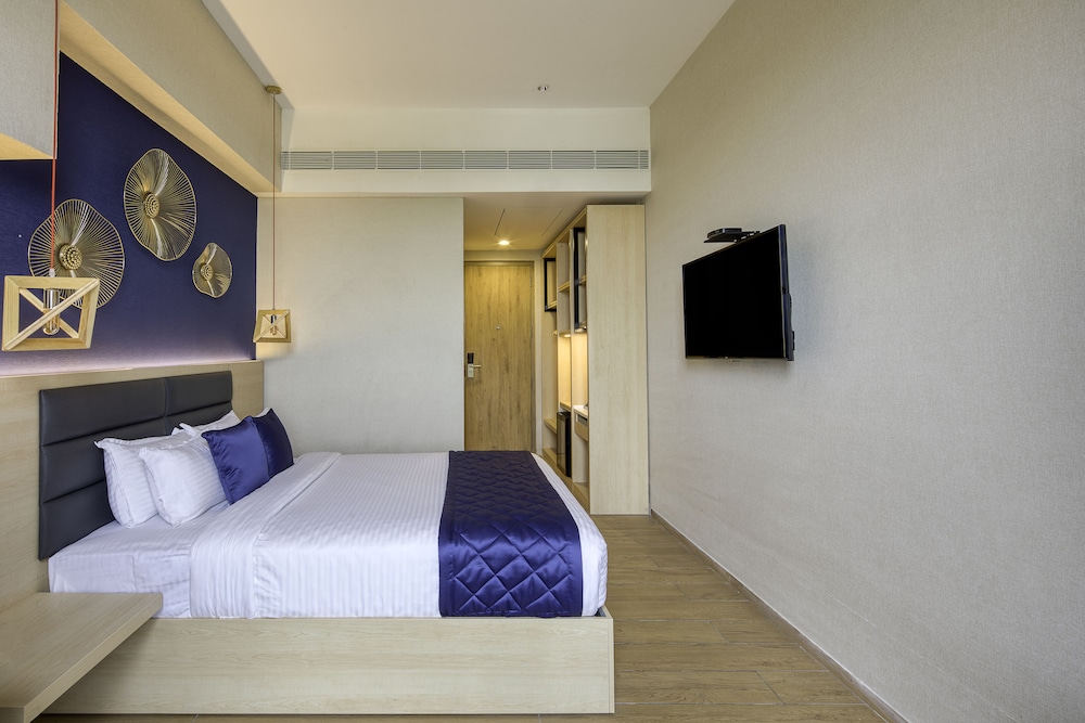 Premium Twin Room photo 3