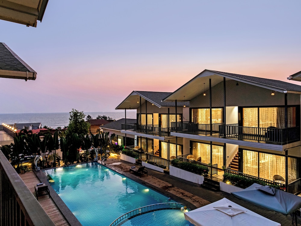 Oralia Partial Sea View Room - Photo 6