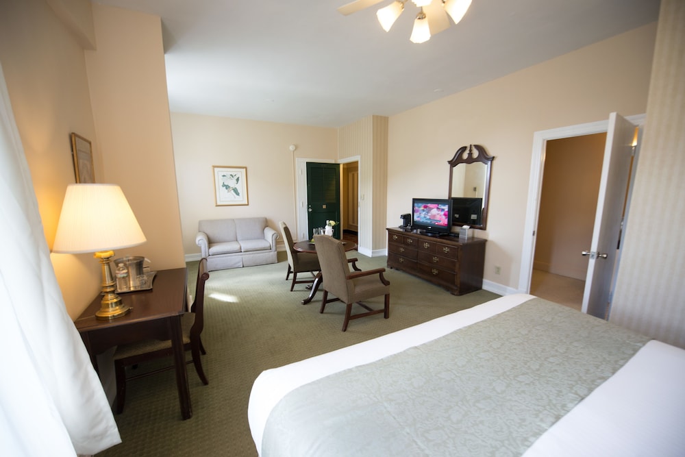 Junior Suite, 2 Double Beds photo 1