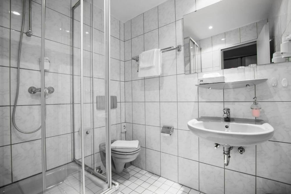 Standard Double Room, 1 Double Bed photo 2