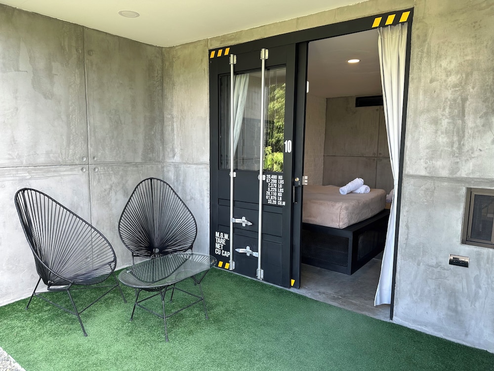 Superior Quadruple Room  with Air Conditioning photo 3