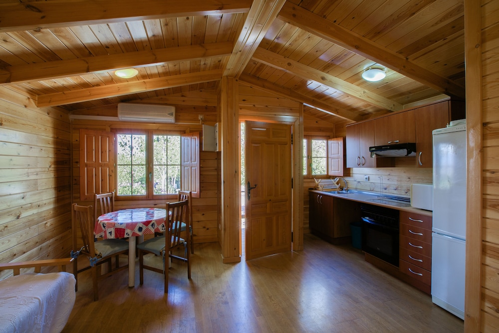 Superior Bungalow, 2 Bedrooms, Terrace, Mountain View (Madera) photo 2