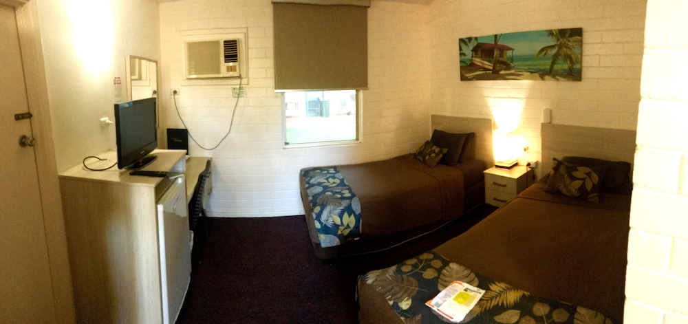 Standard Twin Room photo 1