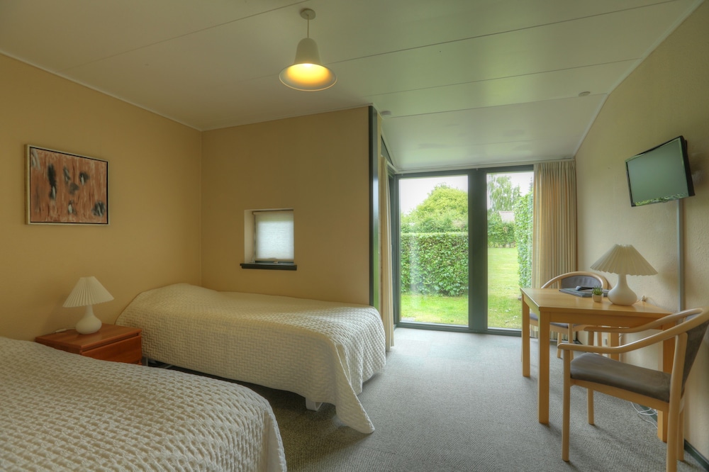 Standard Single Room photo 2
