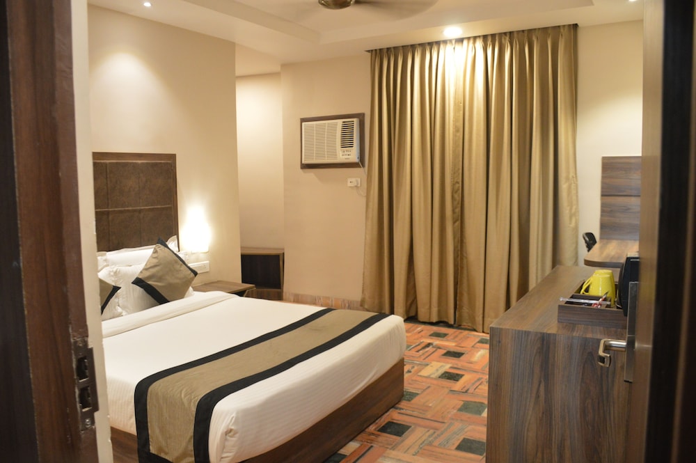 Deluxe Double Room photo 2