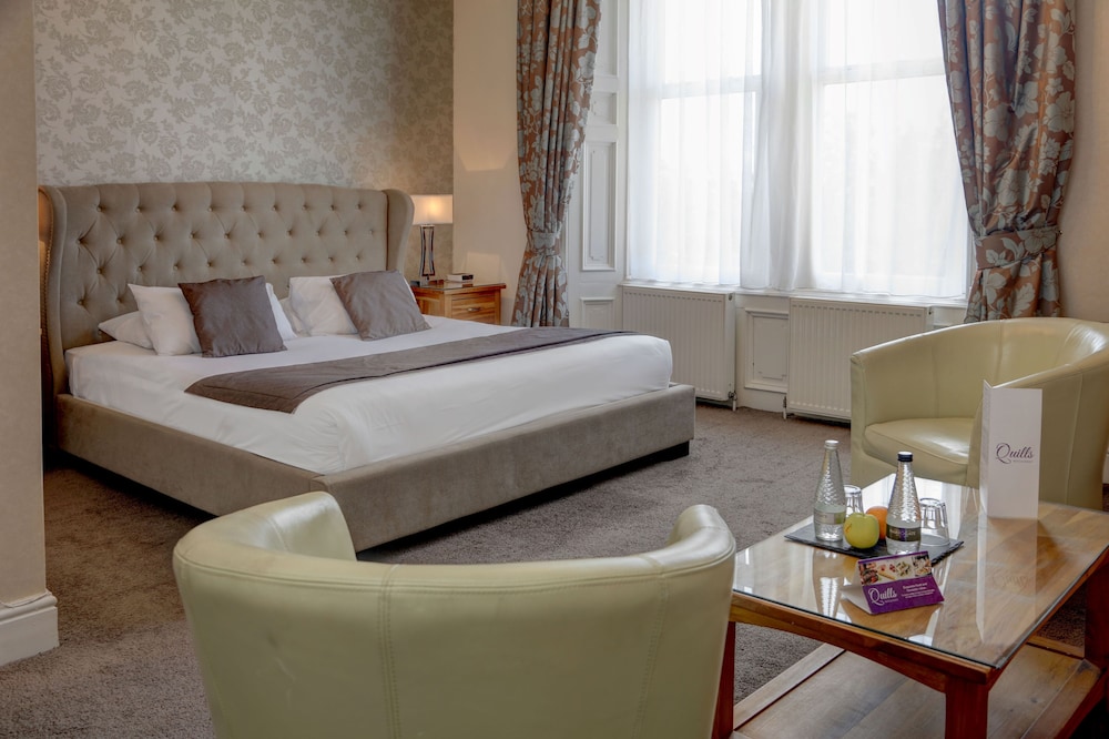 Premium Room, 1 King Bed photo 1