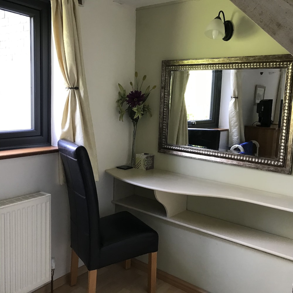 Apartment photo 2