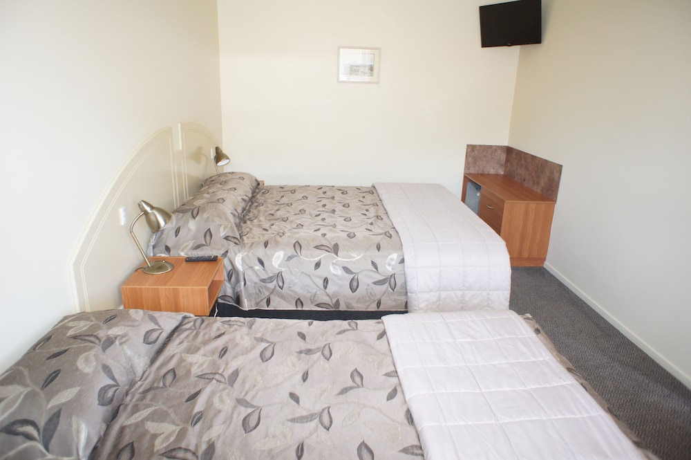 Double Room, Multiple Beds, Accessible photo 1