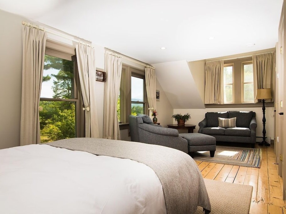Superior Double Room, Ensuite, Mountain View (Birch Room) photo 1