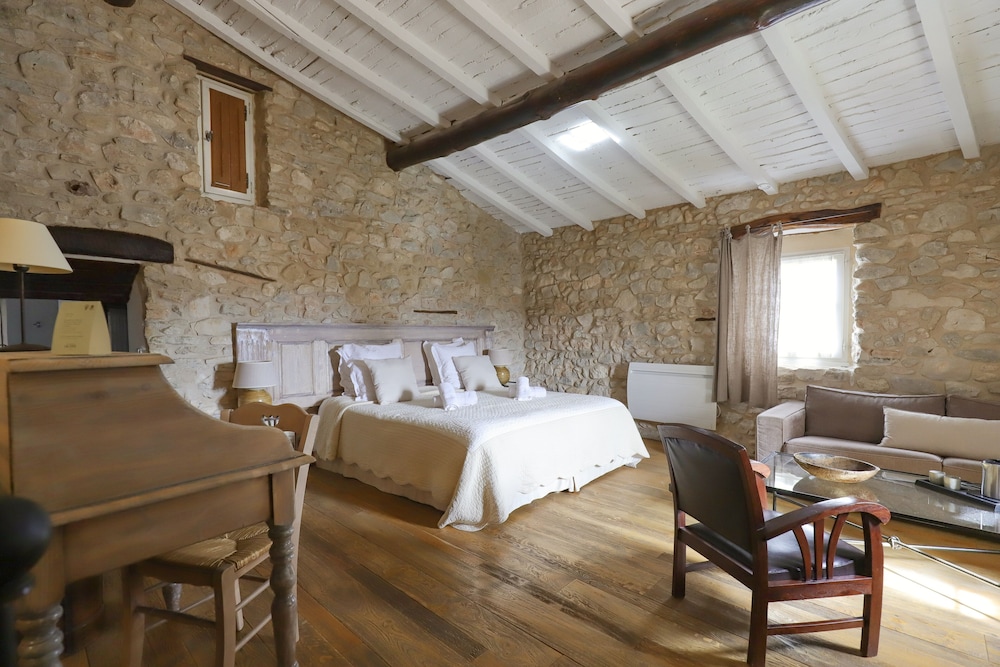 Junior Double or Twin Room (La Cambra)