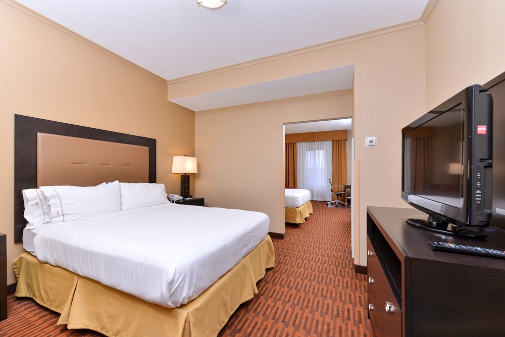 Suite, 1 Bedroom (2 Queen, Bath Shower) - Photo 1