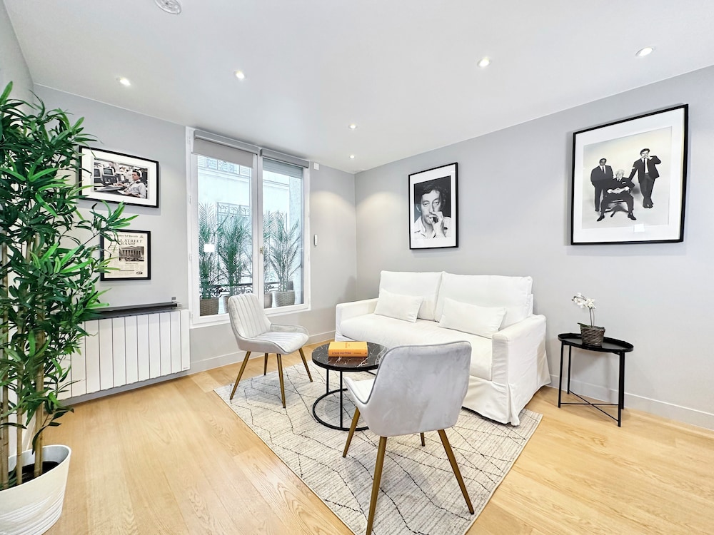 Superior Apartment