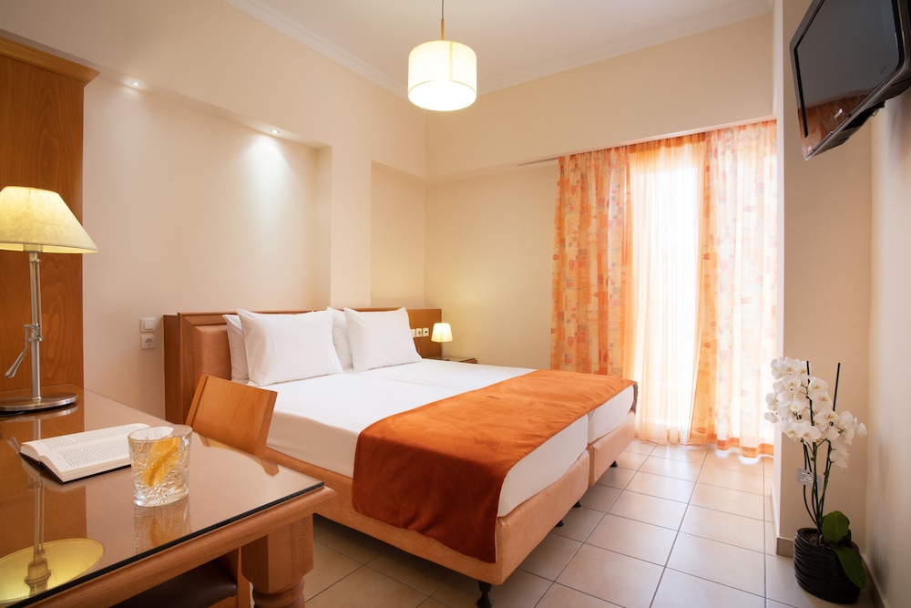 Classic Double Room, Sea View - Photo 9