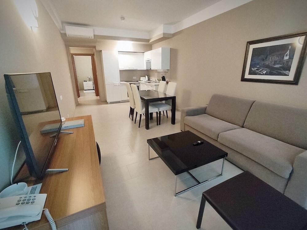 Economy Apartment, Terrace, Ground Floor photo 3