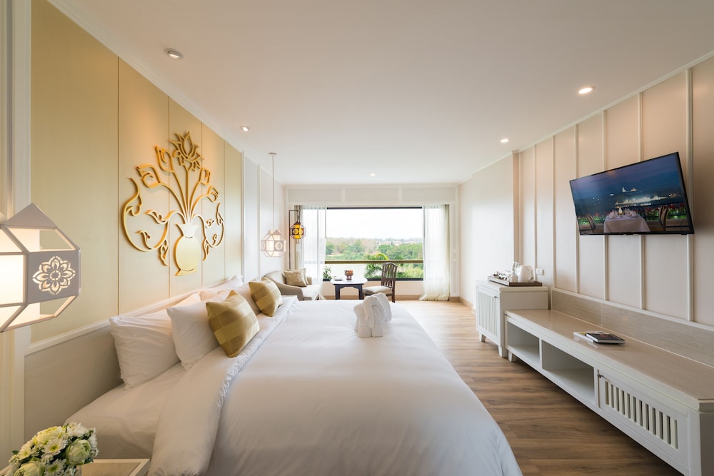 Deluxe Double Room, River View - Photo 10