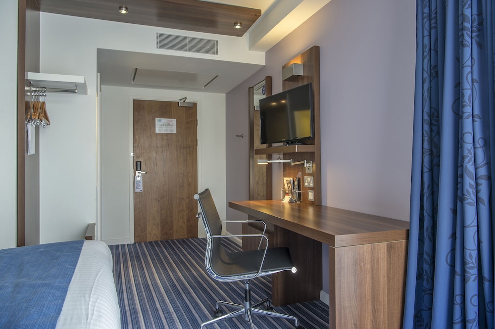 Standard Room, 2 Twin Beds photo 2