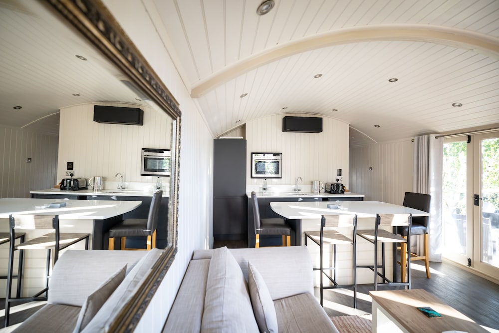 Luxury Cabin photo 3
