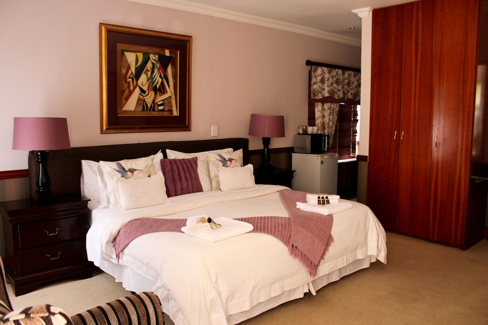 Luxury Room (Lion)