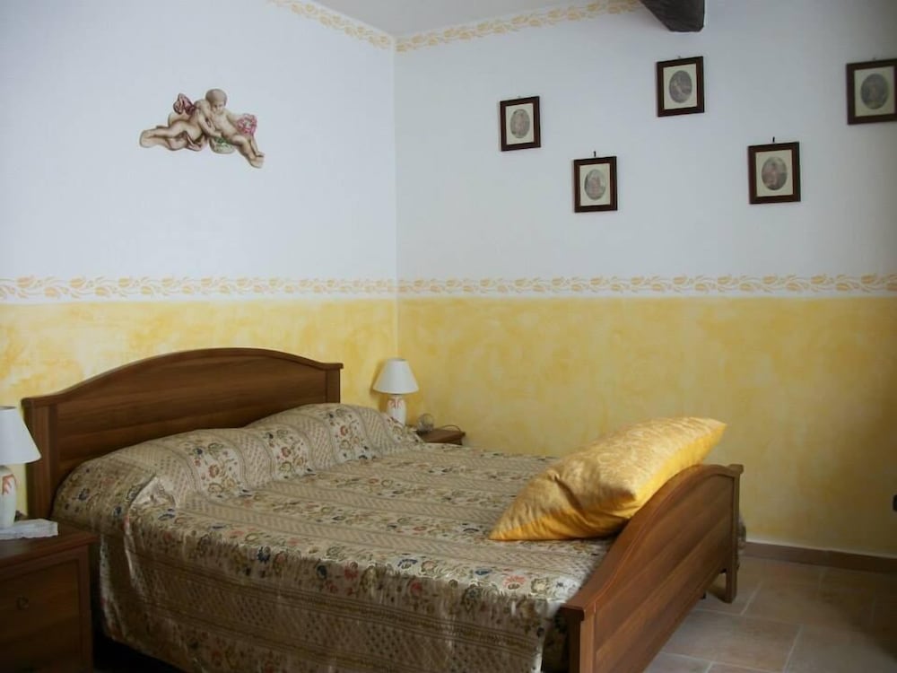 Double Room, Shared Bathroom