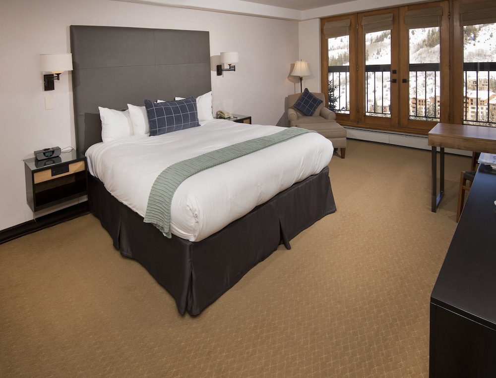 Superior Room, 1 King Bed - Photo 5