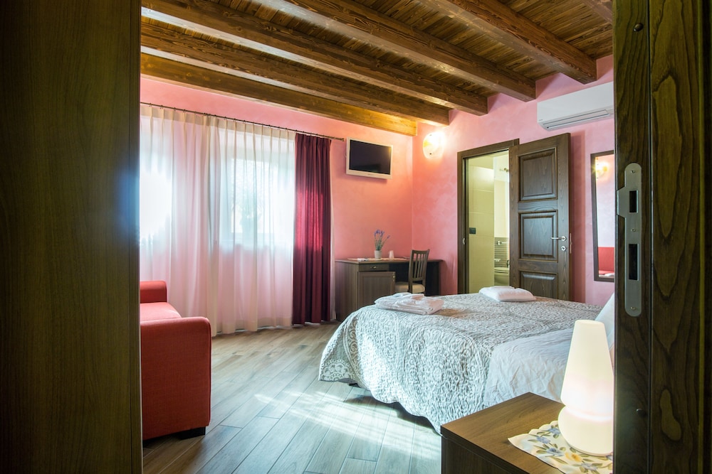 Business Double Room (Papaveri) photo 3