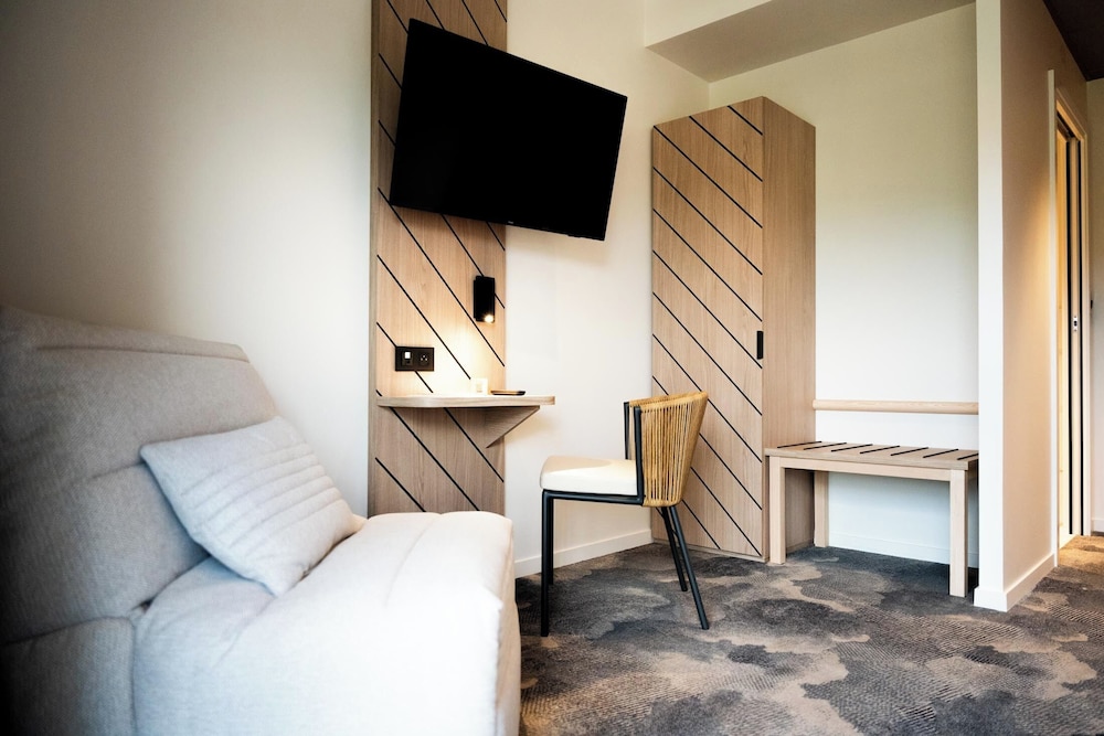 Superior Room, Multiple Beds photo 3