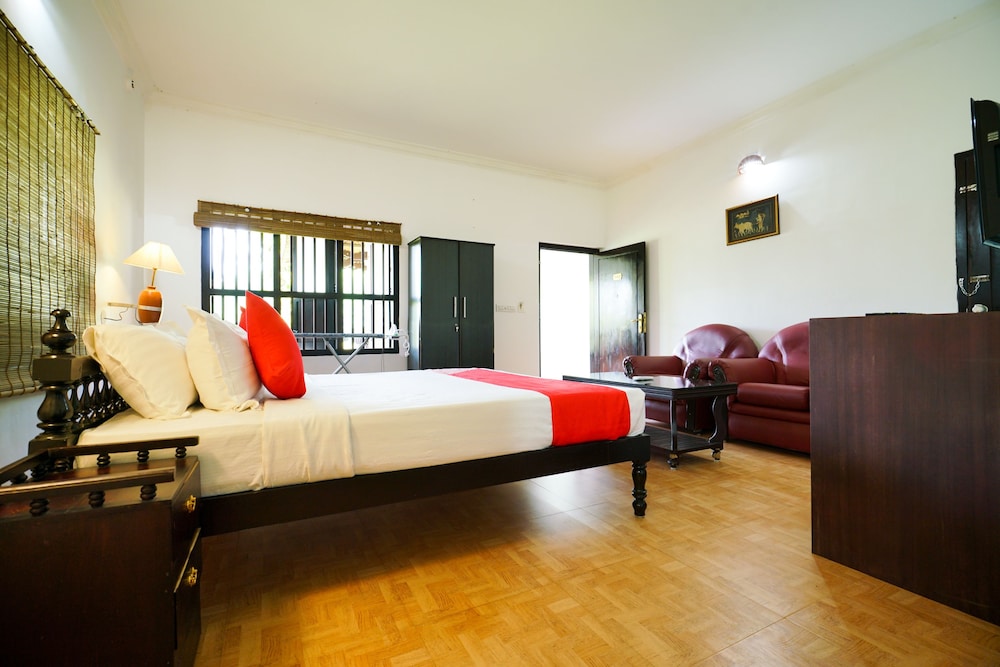 Deluxe Double or Twin Room, 1 King Bed photo 2