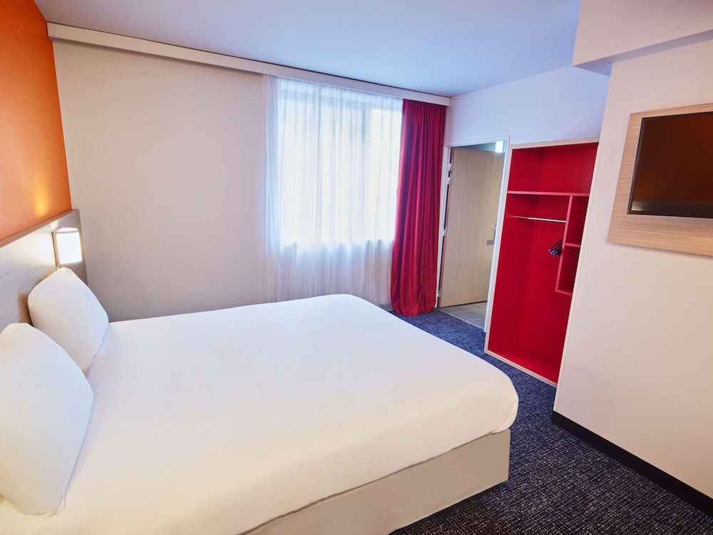 Standard Room, 1 Double Bed - Photo 13