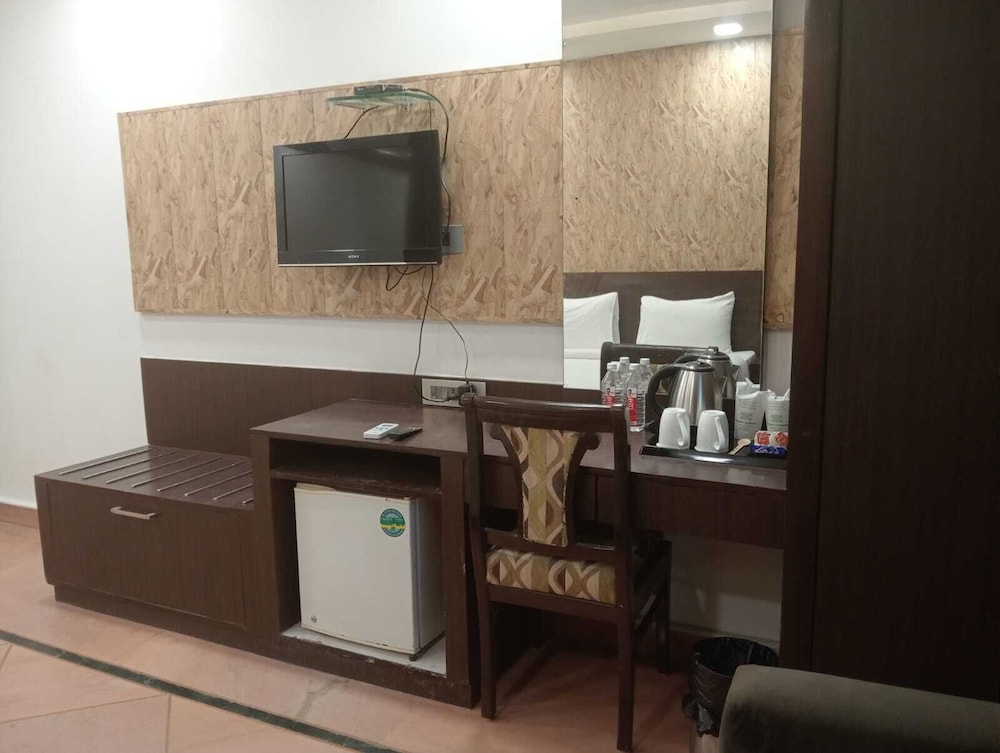 Superior Double or Twin Room - Photo 3