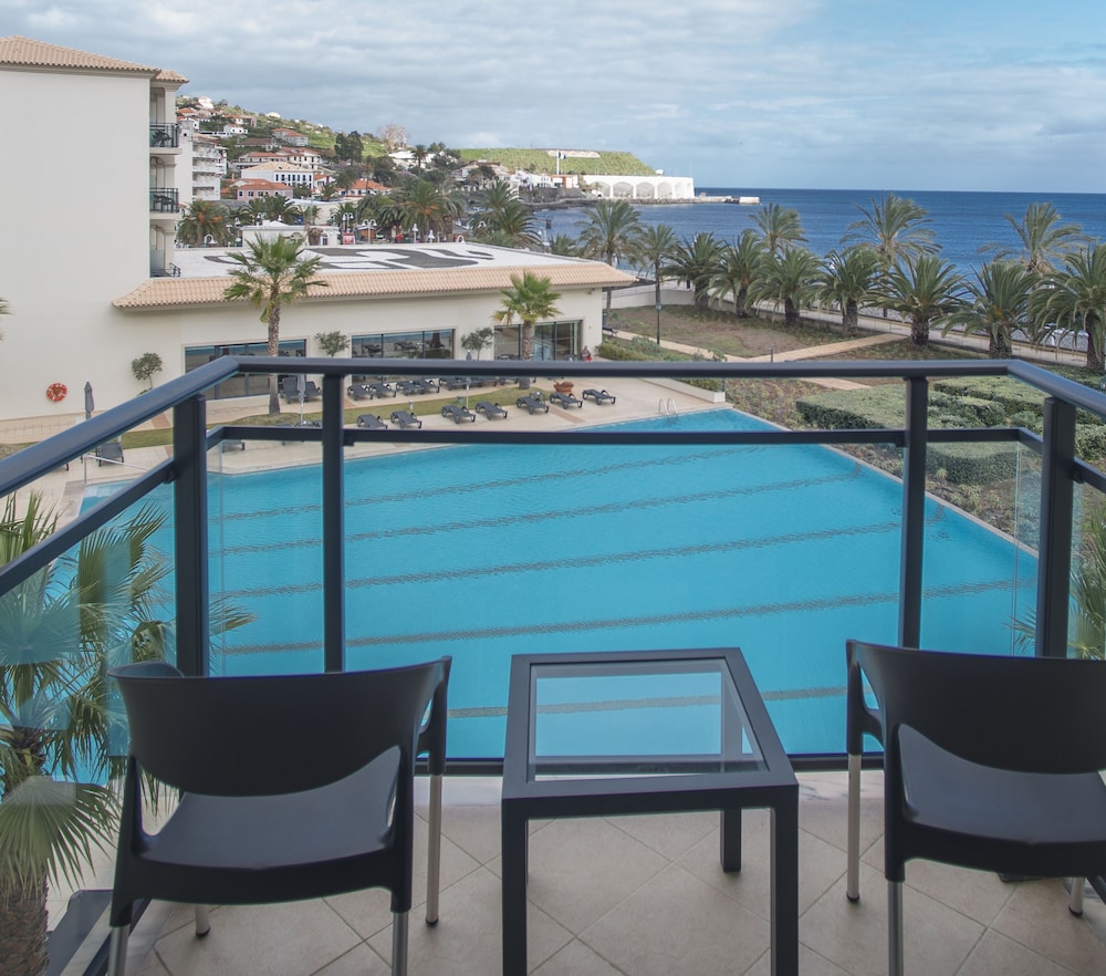 Twin Room, Sea View (Single Use) - Photo 3