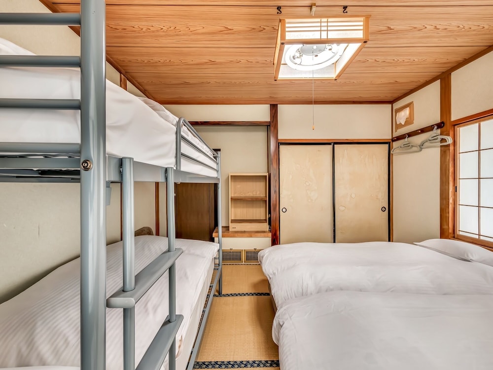 Basic Shared Dormitory