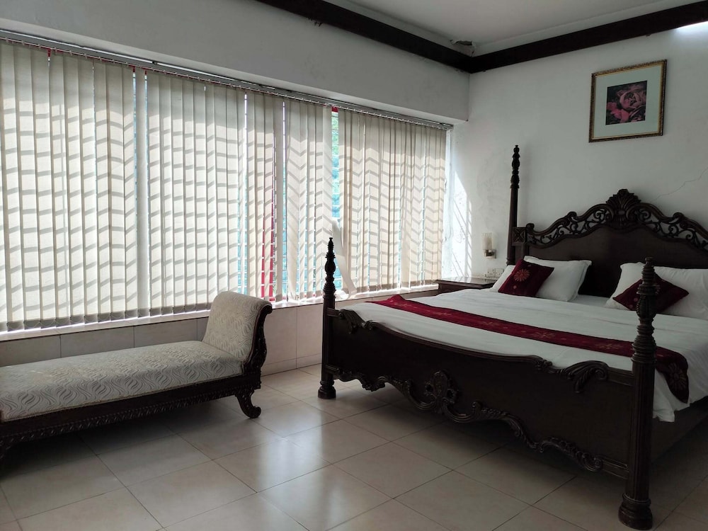 Deluxe Double or Twin Room, Balcony, Garden View photo 2