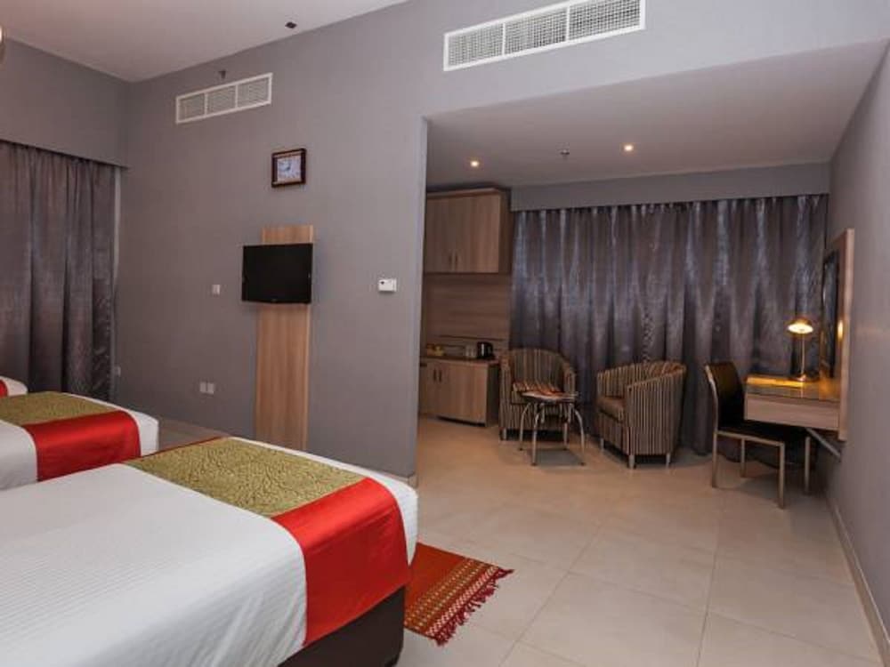 Executive Suite photo 2