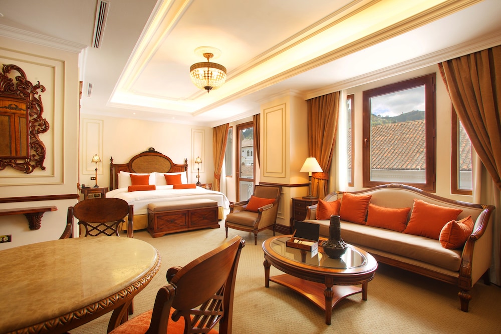 Royal Suite, 1 King Bed, City View
