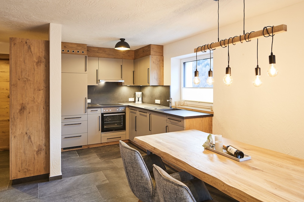 Premium Condo photo 2