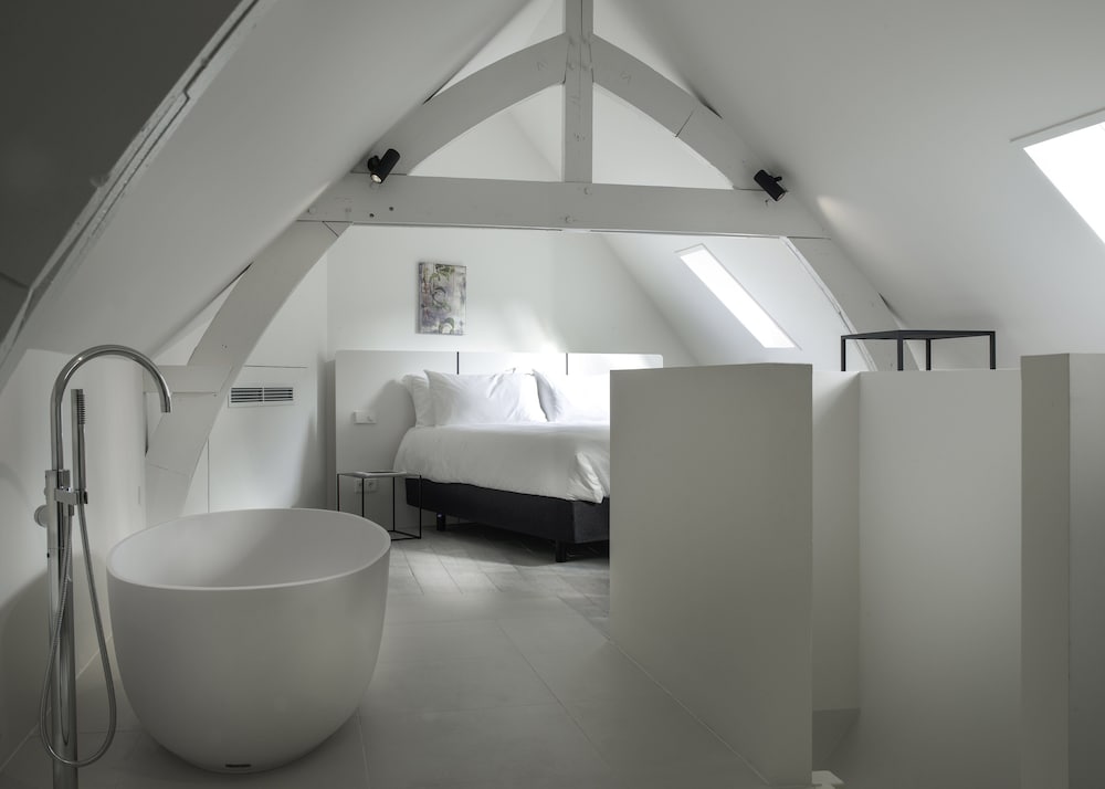 Corner Duplex