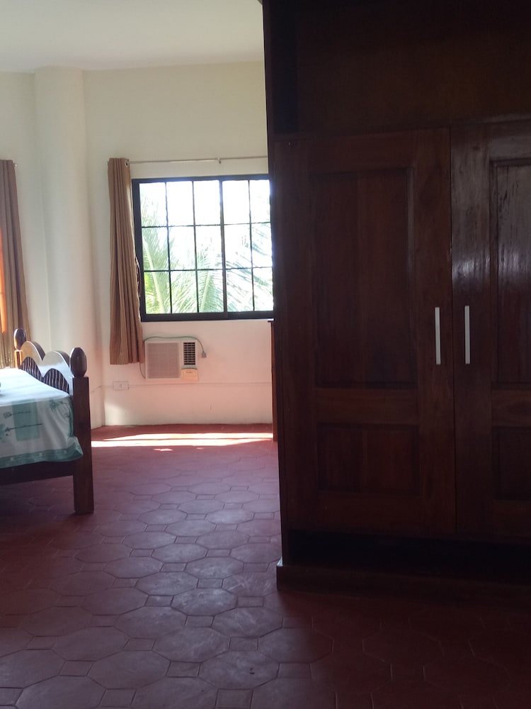 Deluxe King Room photo 3