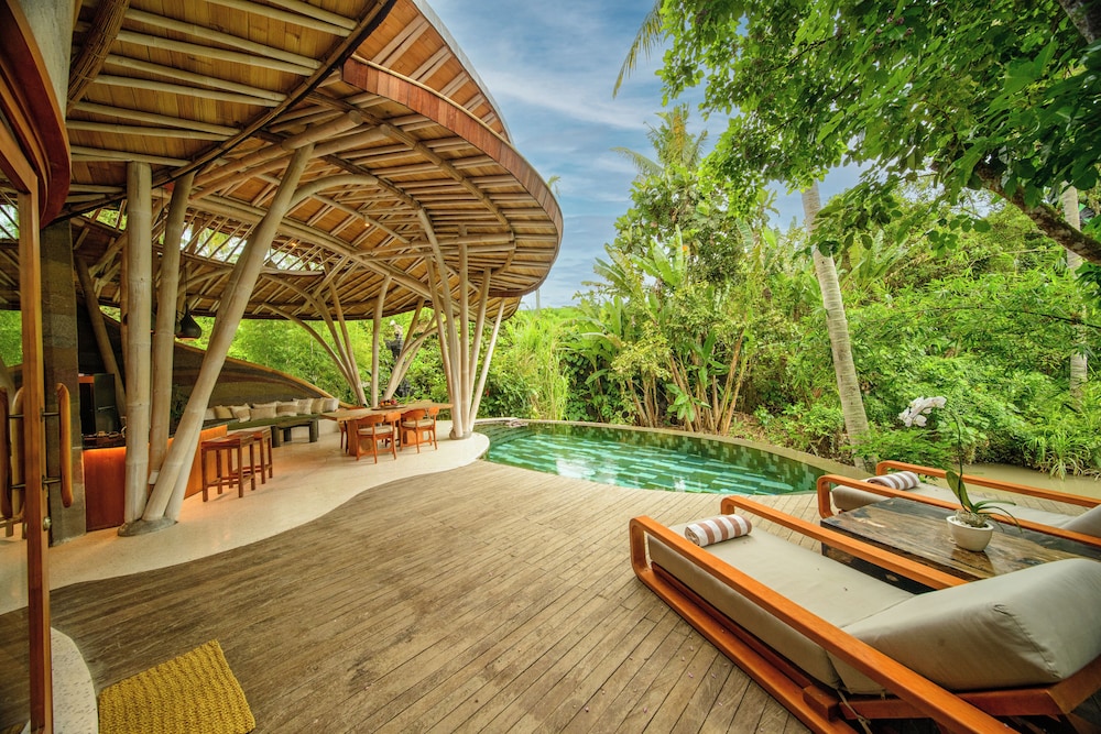 Grand Villa (Lagoon Pool) photo 2