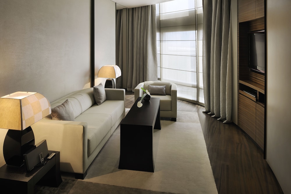 Armani Premiere Room photo 3