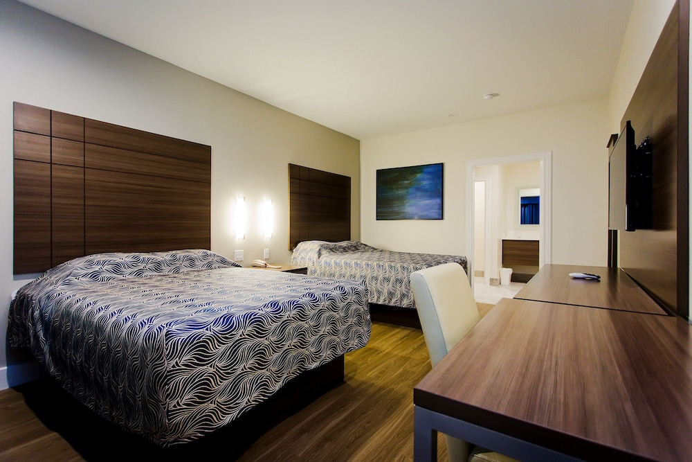 Superior Double Room, 2 Queen Beds, Refrigerator & Microwave