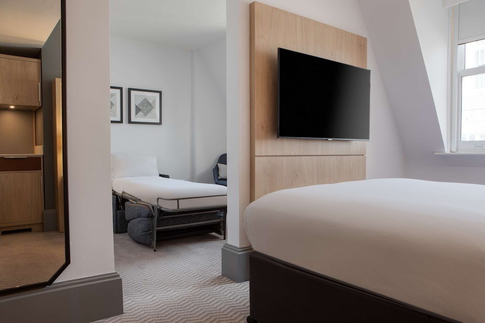Room, 1 Double Bed with Sofa bed photo 3