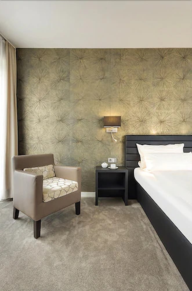 Double Room - Photo 2