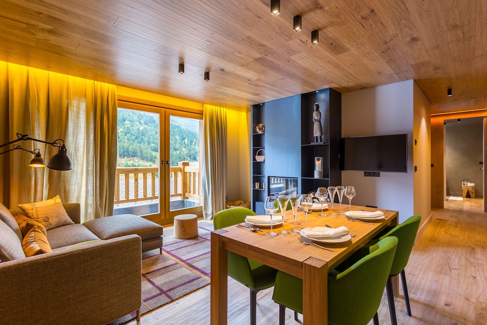 Residence 120 sqm, mountain view, 2 bedrooms, living-dining-kitchen room
