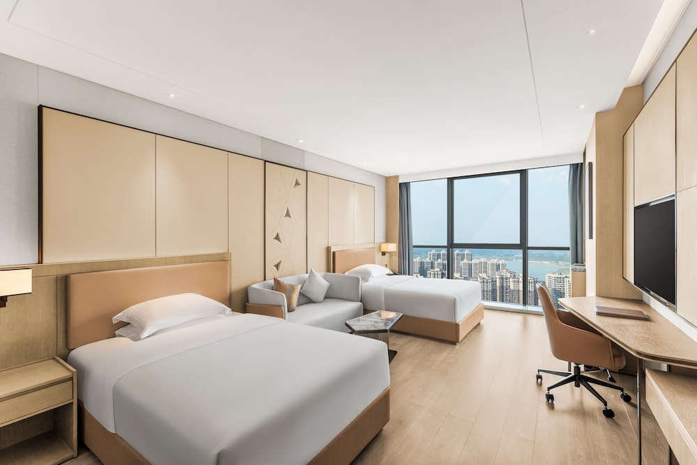 Standard Room, 2 Twin Beds, City View - Photo 1