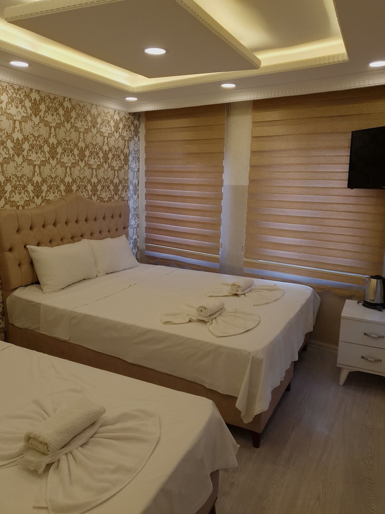 Classic Triple Room photo 1