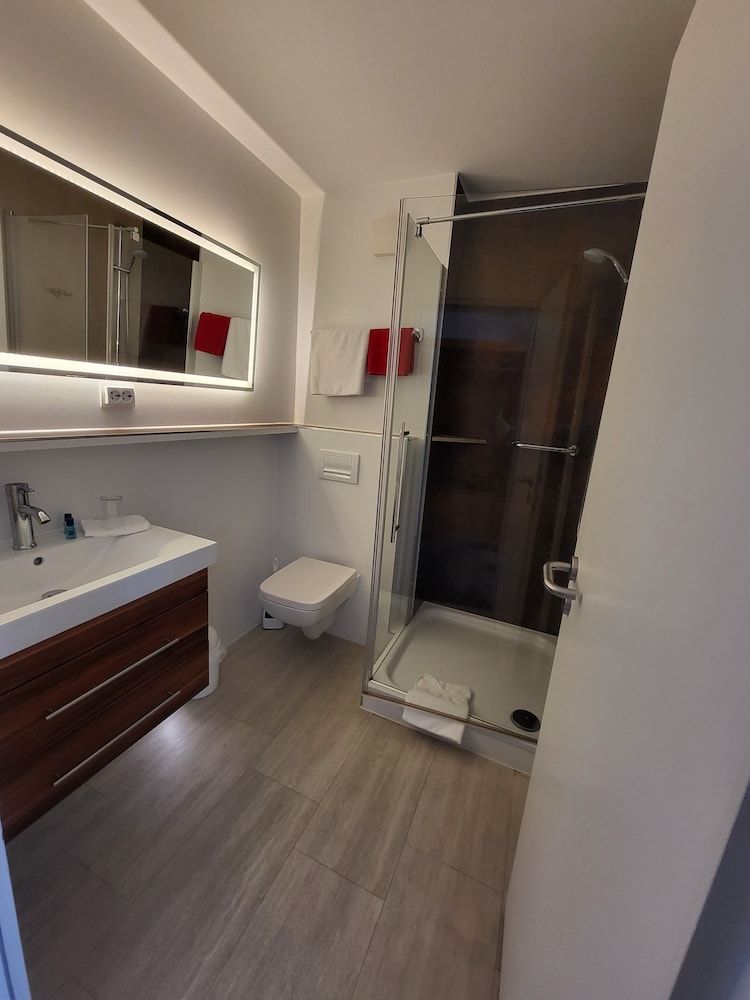 Comfort Room - Photo 8