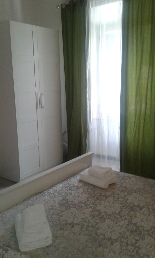 Single Room, Shared Bathroom