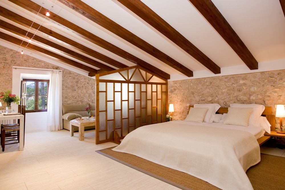 Junior Suite, Hot Tub (Premium, 4 People)
