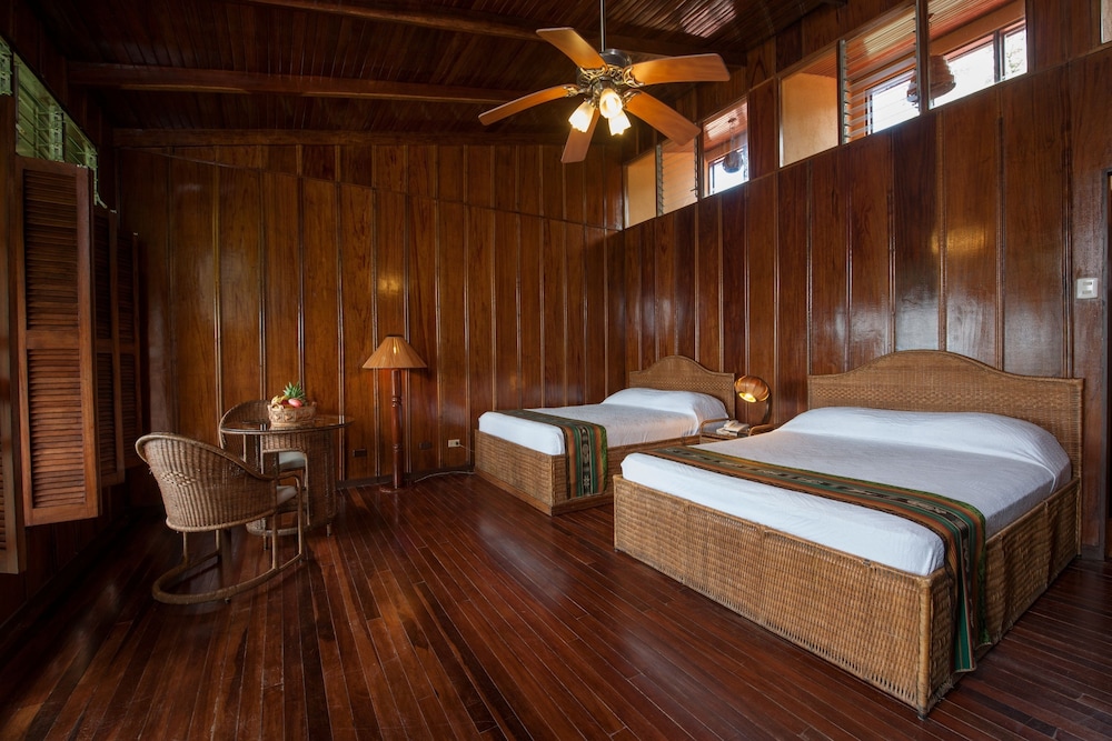 Junior Room (2 Beds)