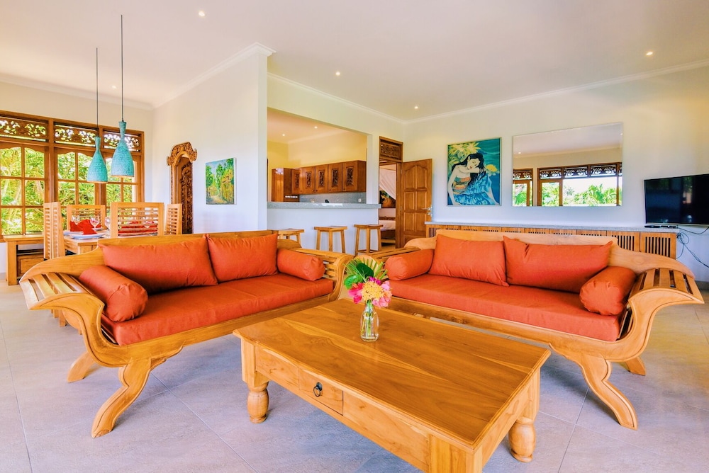 Villa, 3 Bedrooms photo 1